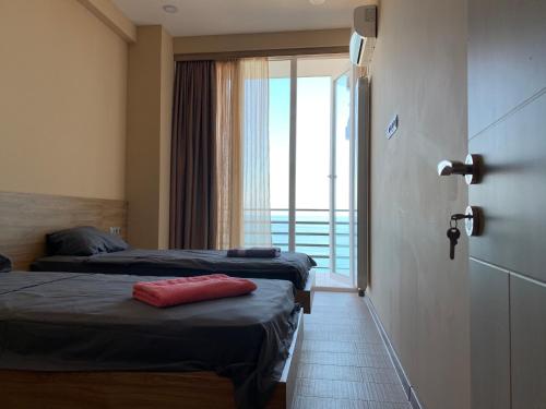 Gonio N904 Beachfront Panorama
