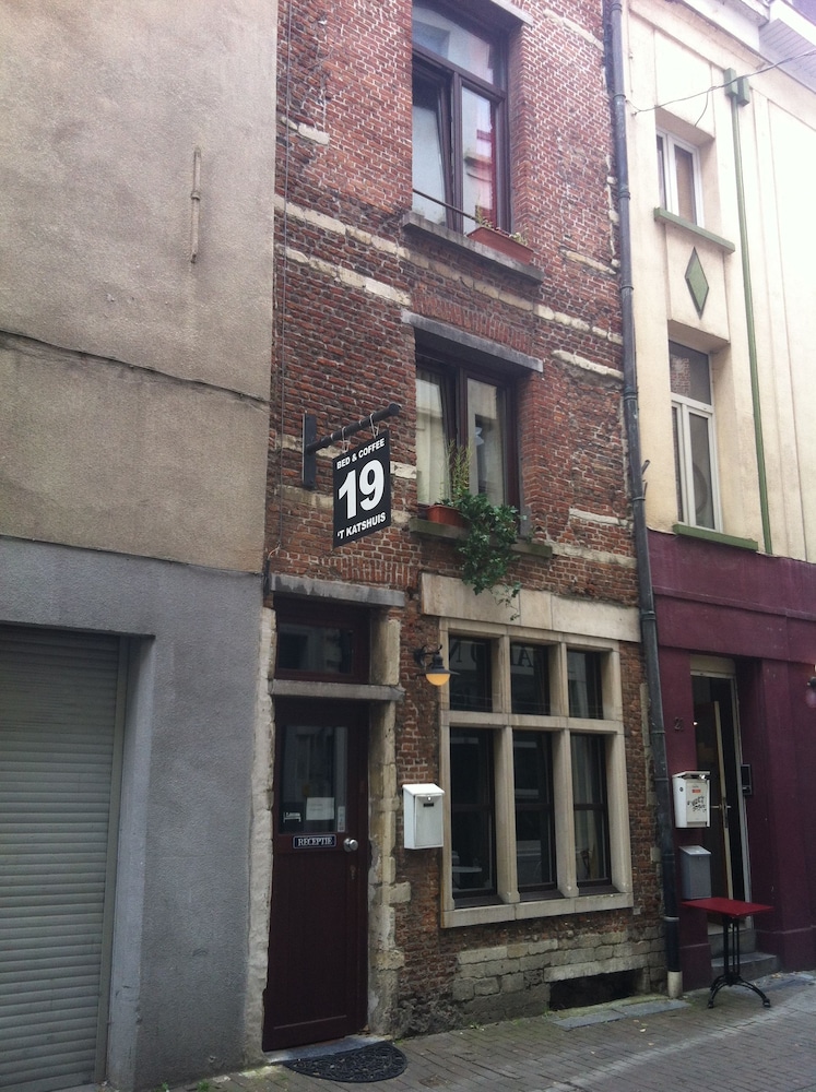 Bed & Coffee in Antwerpen, Belgium