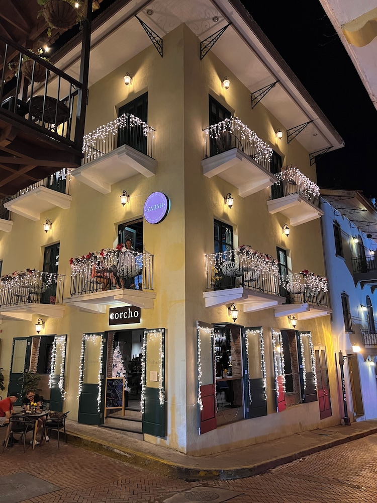 Corcho rooms — 4-Star Luxury Hotel in Panama, Panama