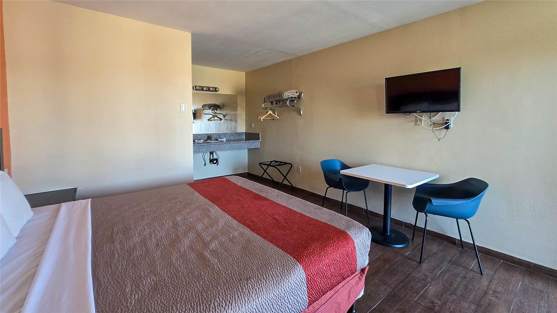 Motel 6 Blythe CA South - photo 85