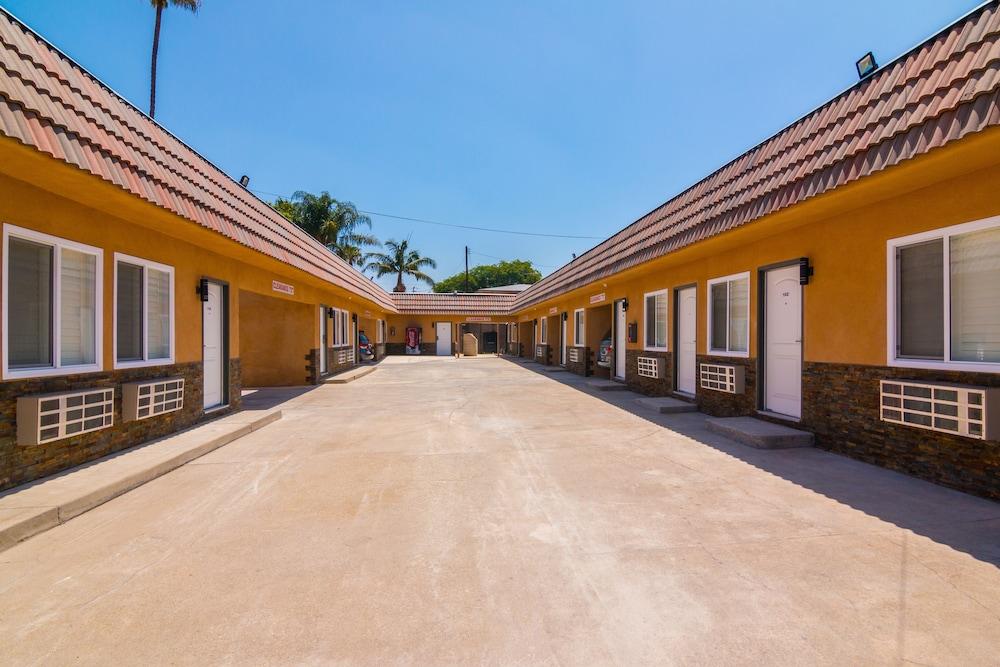 Rodeway Inn & Suites Pico Rivera - photo 4