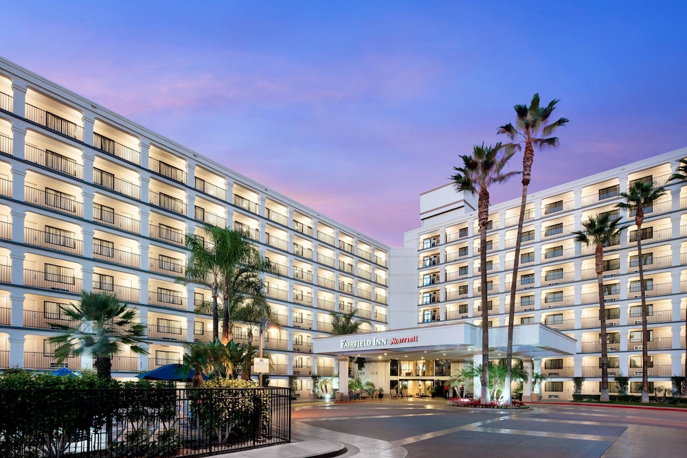 Fairfield by Marriott Anaheim Resort in Anaheim, United States