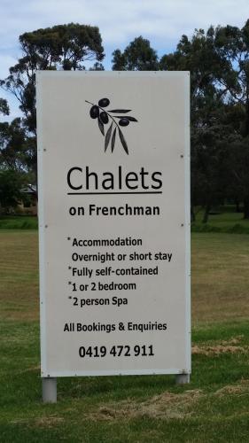 Chalets On Frenchman — Albany