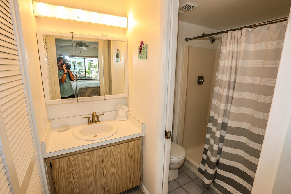 Estero Yacht & Racquet 218 Fort Myers Beach - photo 17
