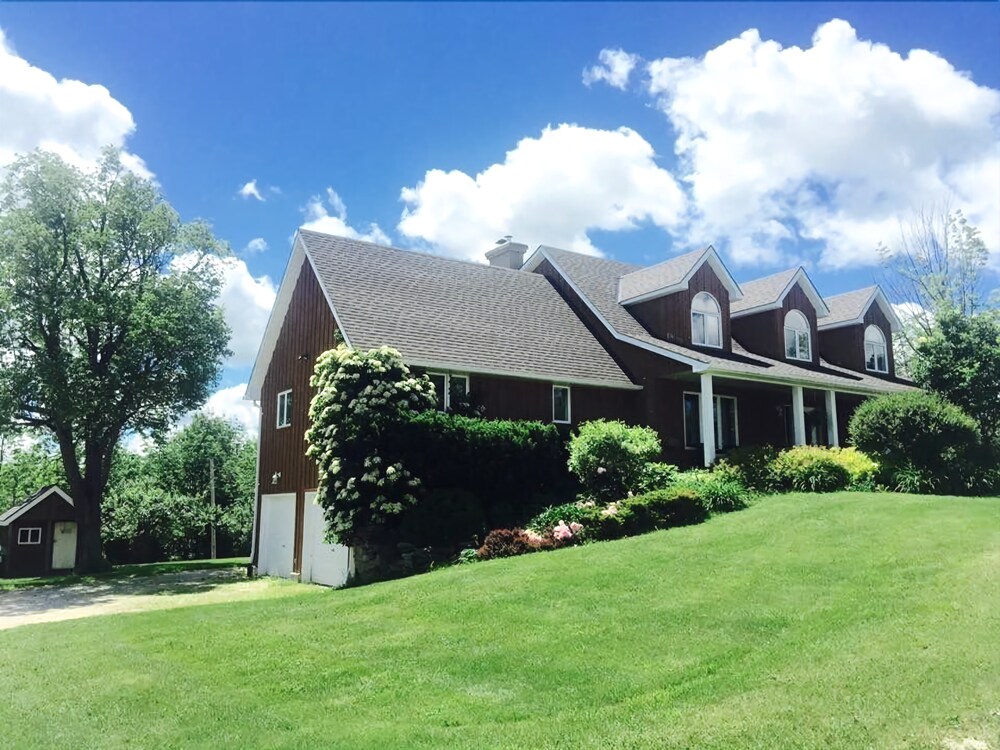 The Glen Huron Inn in Collingwood, Canada