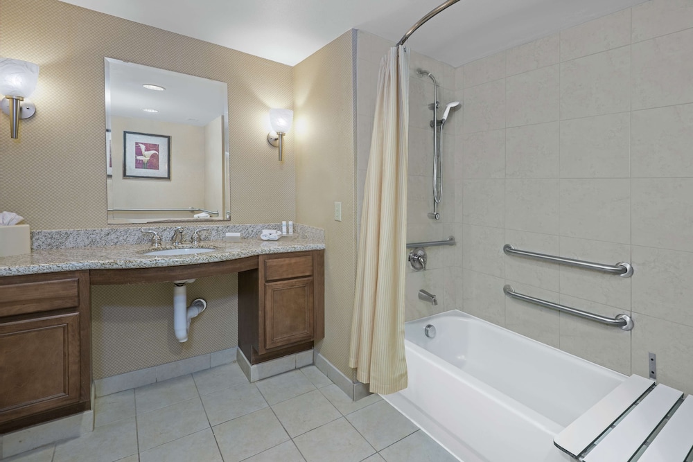 Homewood Suites by Hilton Laredo at Mall del Norte - photo 24