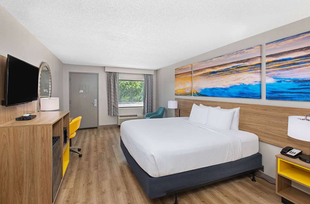 Days Inn by Wyndham St George - photo 10