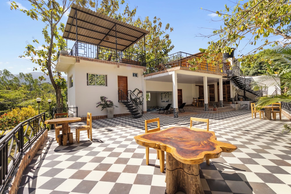 Las Tekas - carbon neutral hotel in Santa Marta