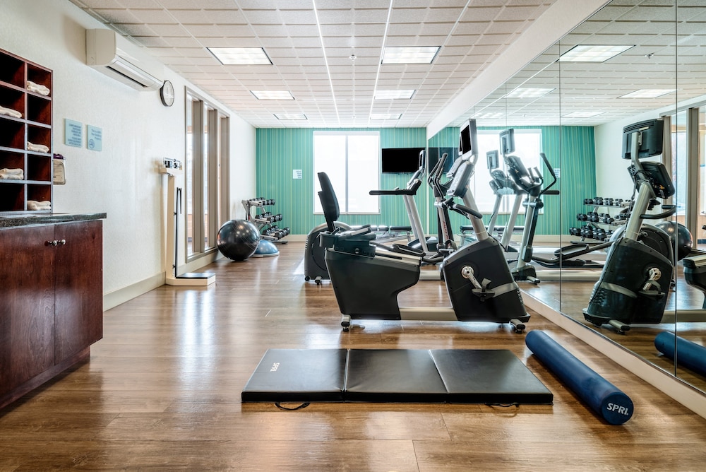 Holiday Inn Express Hotel & Suites Tappahannock by IHG - photo 17