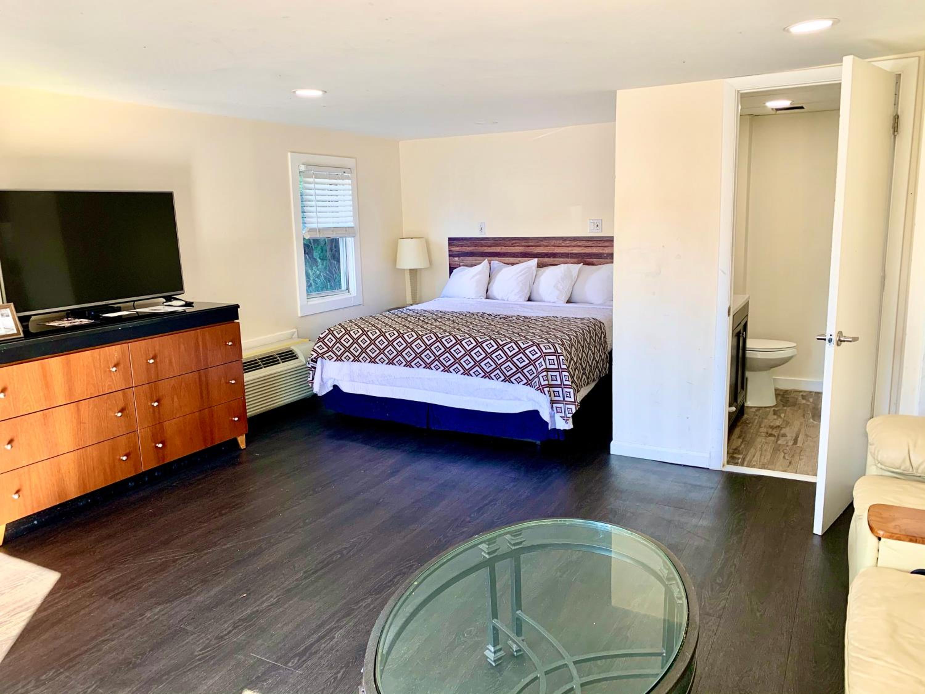 Penn Lodge Hotel & Suites - photo 15