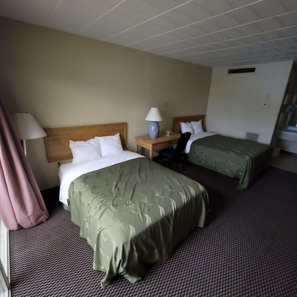 Richland Inn - photo 7