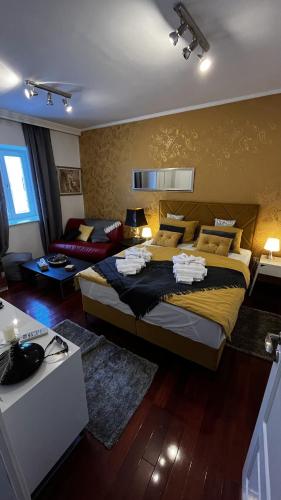 Studio Apartment Sofia Poreč Old Town Quiet Oasis with FREE parking — 4-Star Luxury Hotel in Porec, Croatia