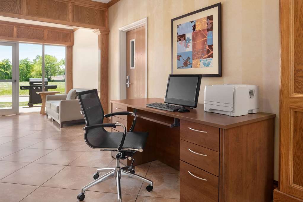 Hawthorn Extended Stay by Wyndham Decatur - photo 40