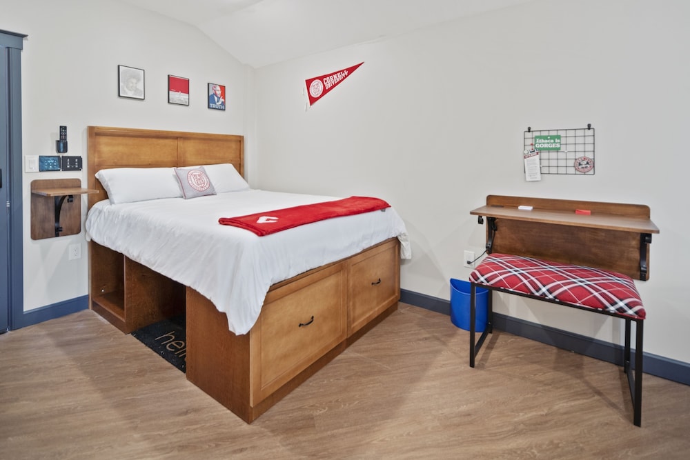 The Dorm Hotel - photo 16