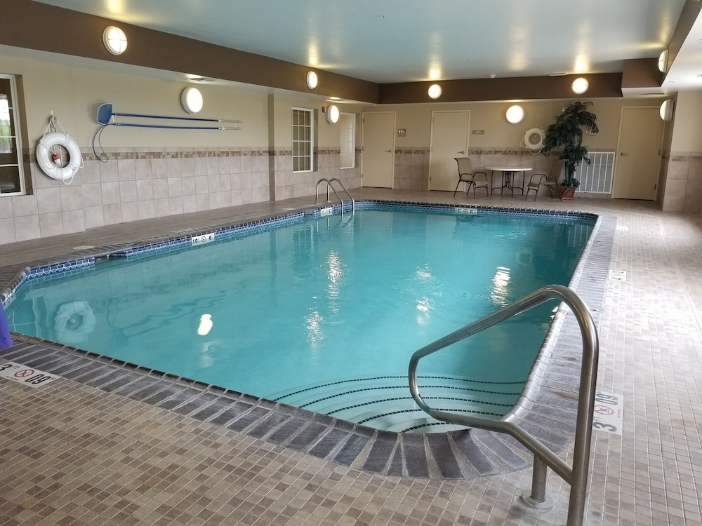 Candlewood Suites Cape Girardeau by IHG - photo 54