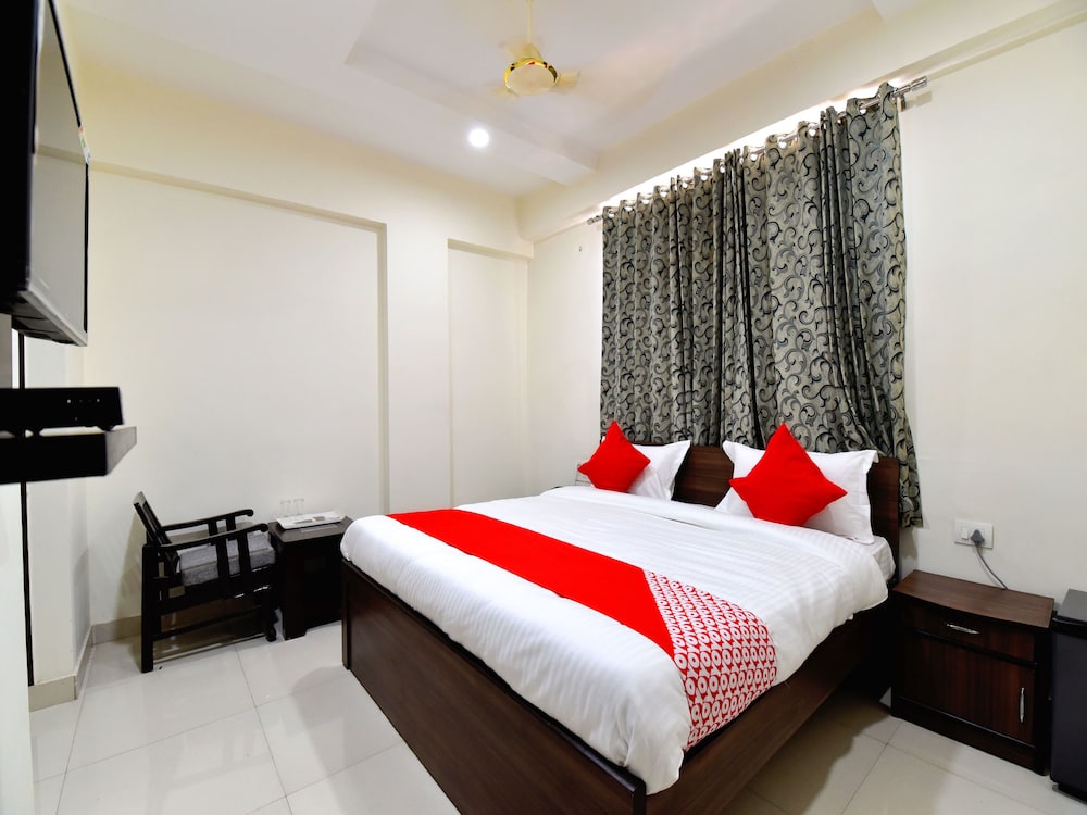 OYO 13327 Thousand Cups - last minute hotel in Jaipur