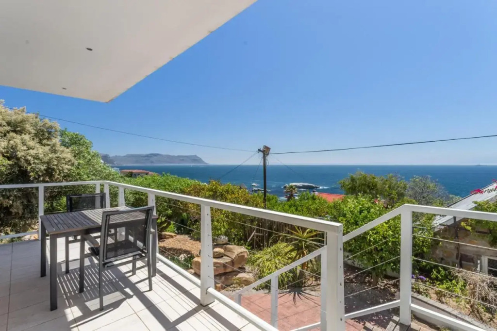 Blue Sea Holidays — 4-Star Luxury Hotel in Cape Town, South Africa