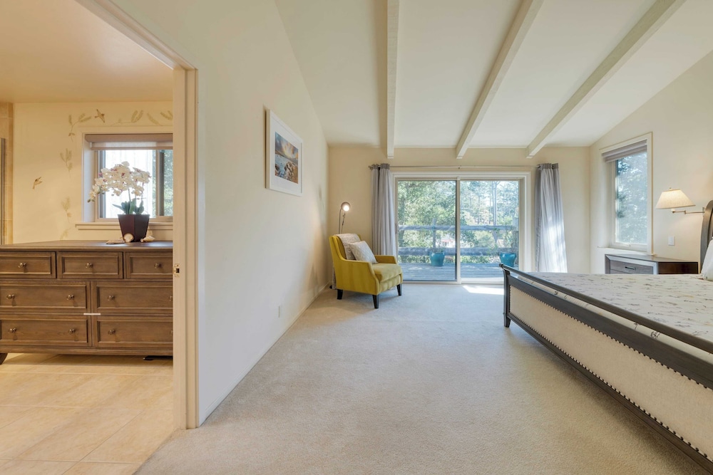 Serene Crest by Avantstay A Design Near Beaches - photo 5