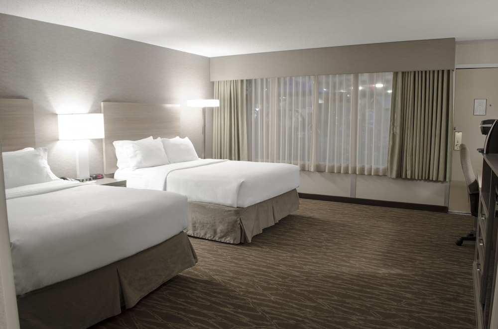 Holiday Inn Fargo by IHG - photo 18