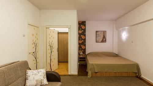Inner Circle Studio — 4-Star Luxury Hotel in Bucharest, Romania