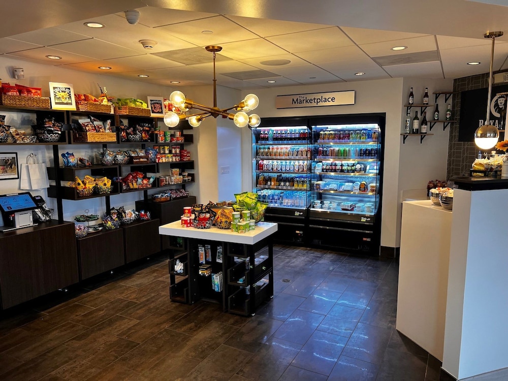 Crowne Plaza Dulles Airport by IHG - photo 95