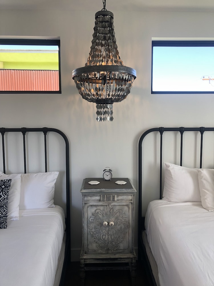 Bespoke Inn Scottsdale - photo 10