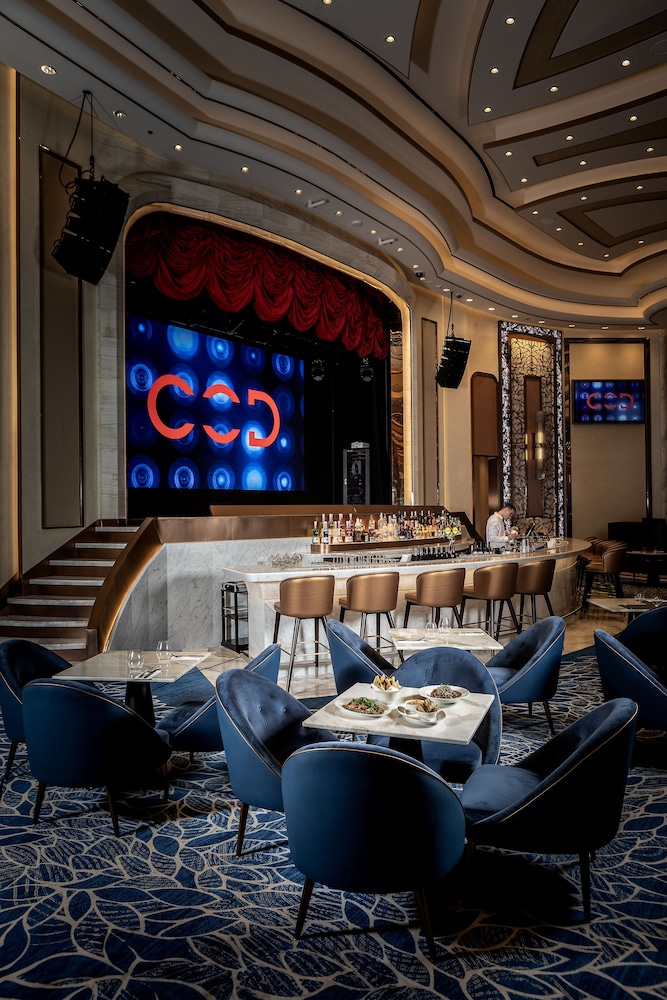 מזון ומשקאות