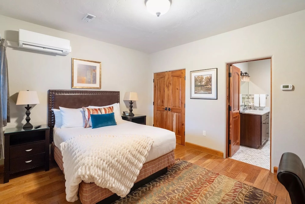 Columbia Cliff Villas Hotel - photo 22