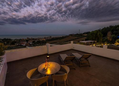 Terrazza sul Mare — 4-Star Luxury Hotel in Roseto Degli Abruzzi, Italy