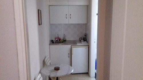 Kabanis Rooms — Ermoupolis — photo 5