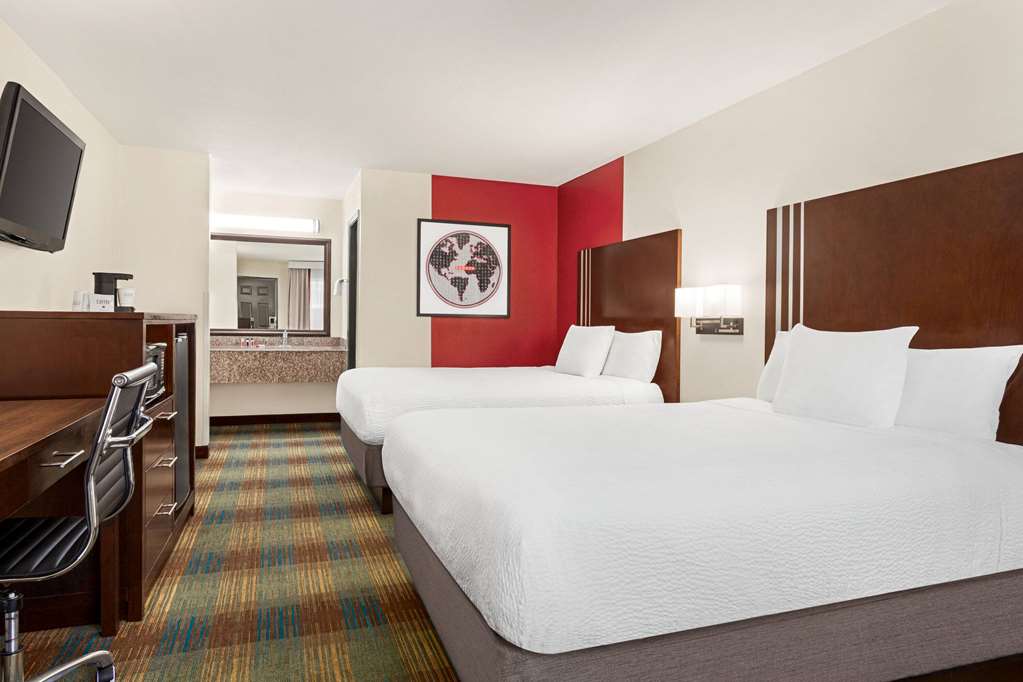 Ramada by Wyndham San Antonio Near SeaWorld Lackland AFB - photo 16