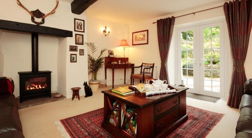 Frogmill B&B — 4-Star Luxury Hotel in Exeter, United Kingdom