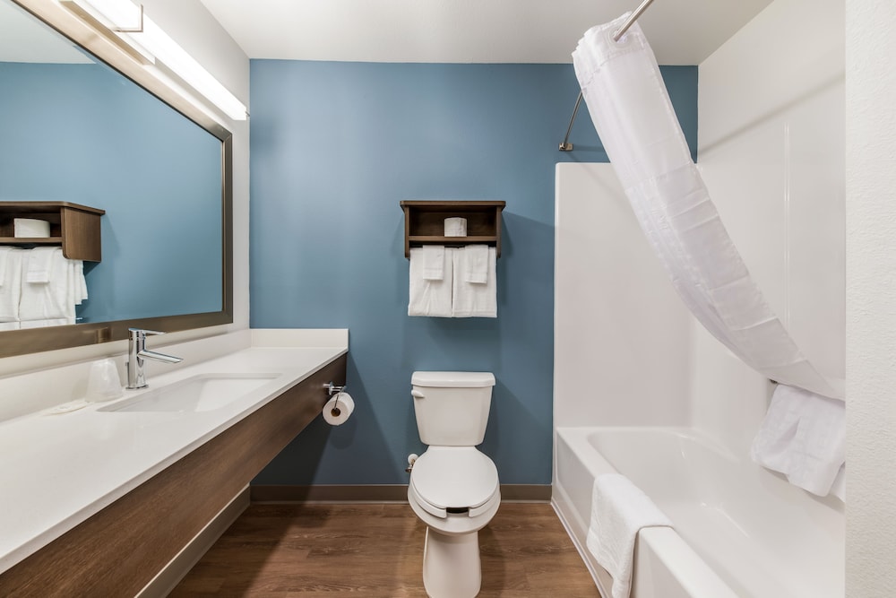 WoodSpring Suites Charlotte University Research Park - photo 16