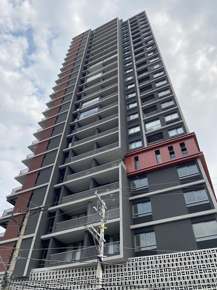 360 Vn Turiassu by Housi — 4-Star Luxury Hotel in Sao Paulo, Brasil