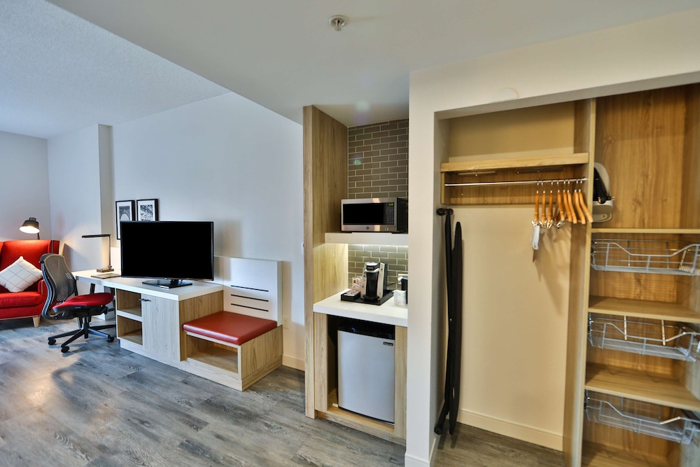 Hilton Garden Inn Savannah Historic District - photo 24