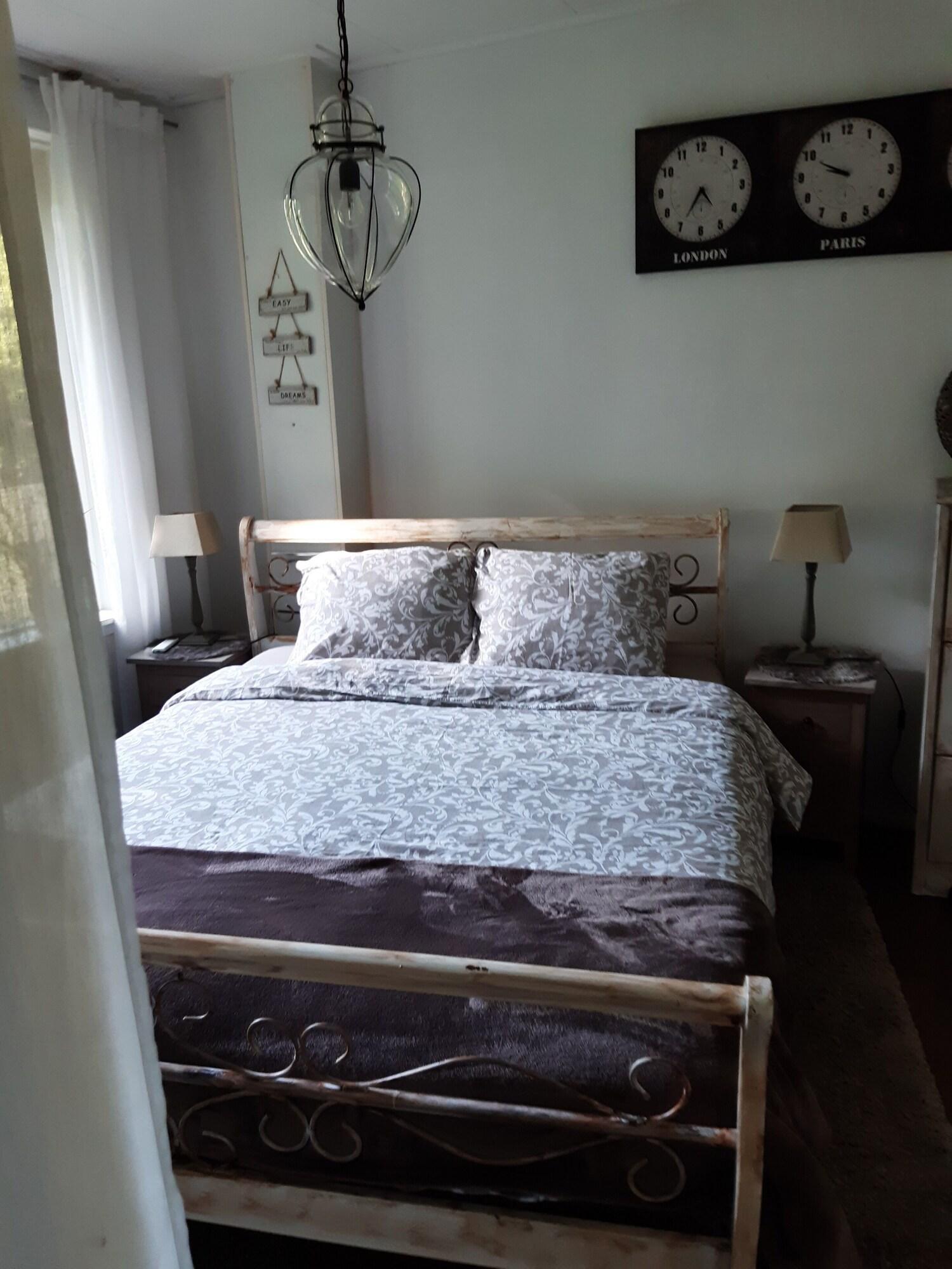 B&B de Vrijheid en de Ruimte in Steenbergen — 4-Star Luxury Hotel in Steenbergen, Netherlands