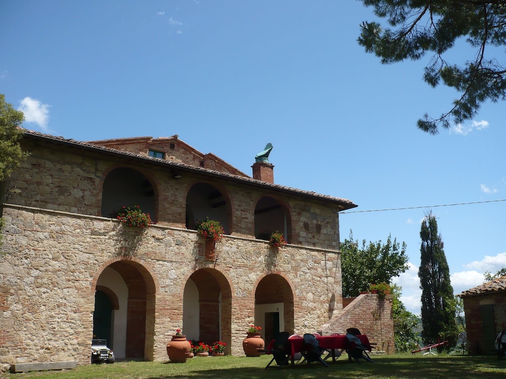 Caio Alto — 4-Star Luxury Hotel in Cetona, Italy