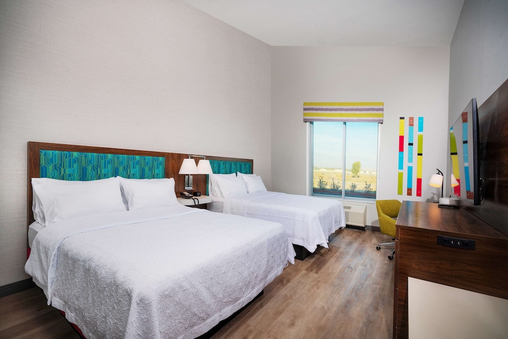 Hampton Inn Riverside March Air Force Base - photo 4