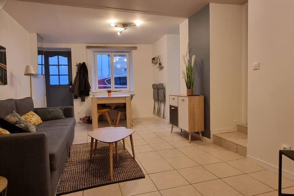 Maisonnette Design Le Cosy Marche a 3mn a Pied Parking Gratuit a 50m Amazon Prime — Surgeres — photo 2