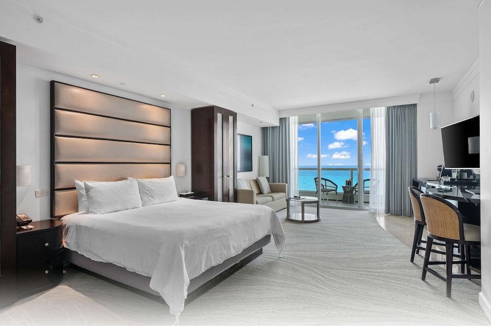Fontainebleau Miami Beach Private Luxury Suites - photo 59
