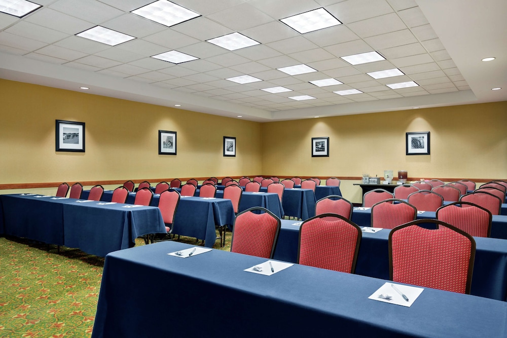 Hampton Inn & Suites Dallas Mesquite - photo 41