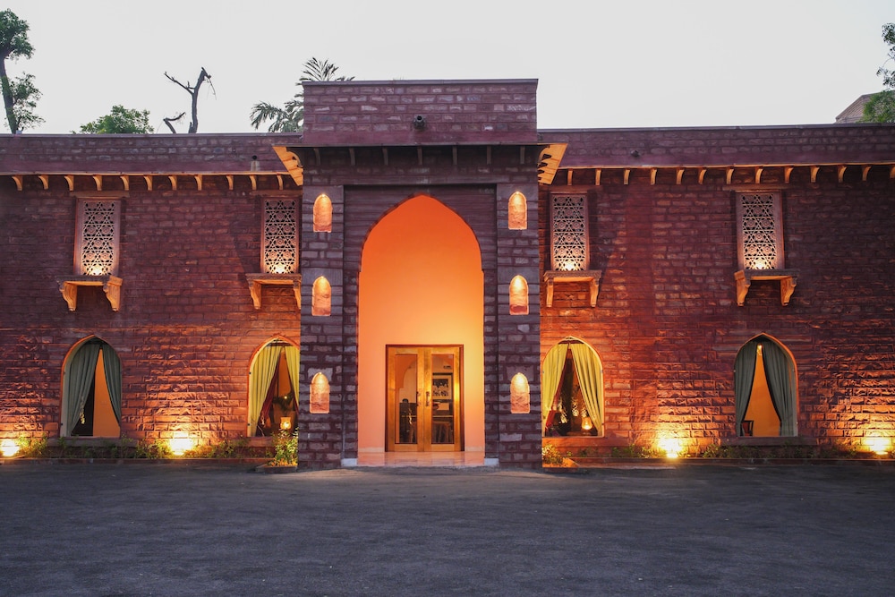Ranbanka Palace — 4-Star Luxury Hotel in Jodhpur, India