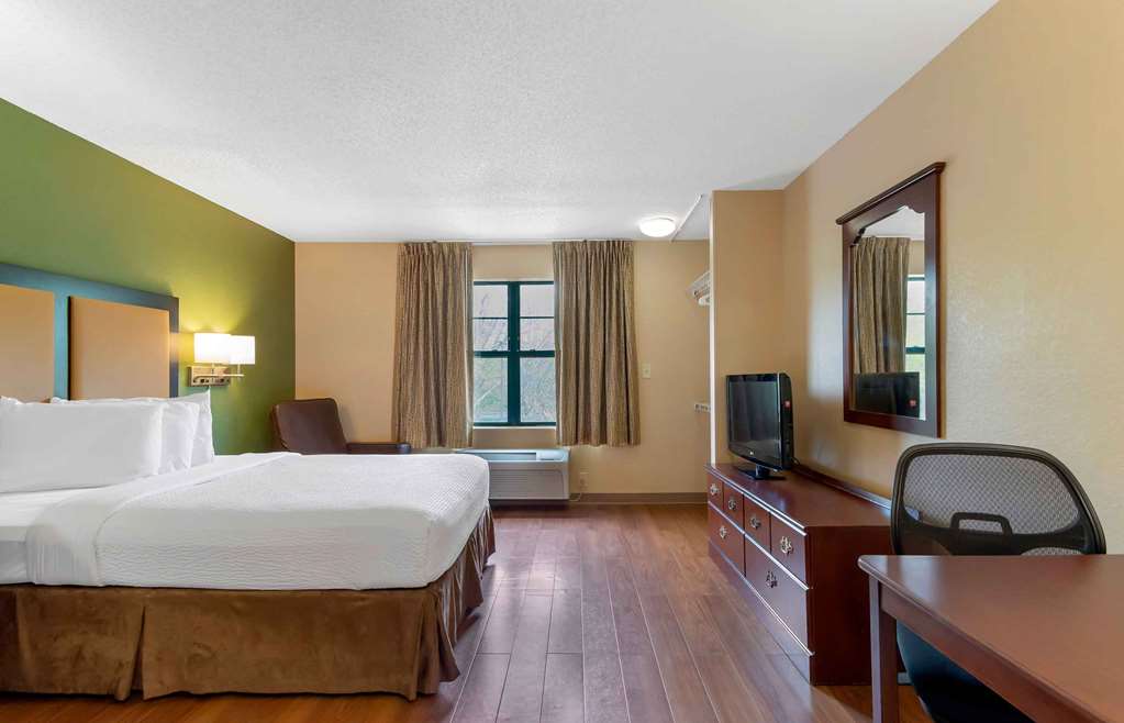 Extended Stay America Suites Atlanta Perimeter Crestline - photo 7