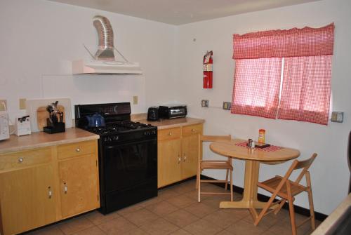 Aspen Inn - photo 22