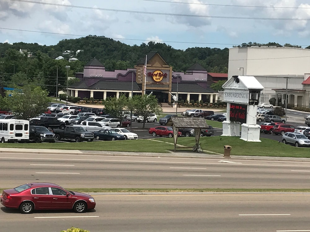 Smoky View Inn - photo 15