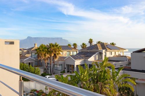 Sunset Serenity Villa — 4-Star Luxury Hotel in Cape Town, South Africa