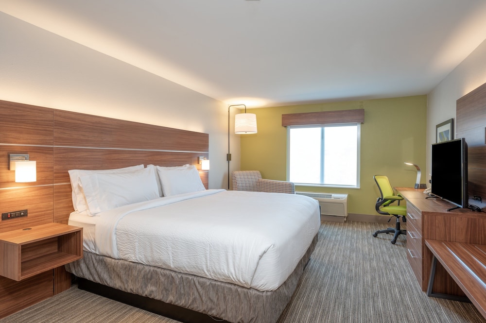 Holiday Inn Express & Suites Thornburg S. Fredericksburg by IHG - photo 15