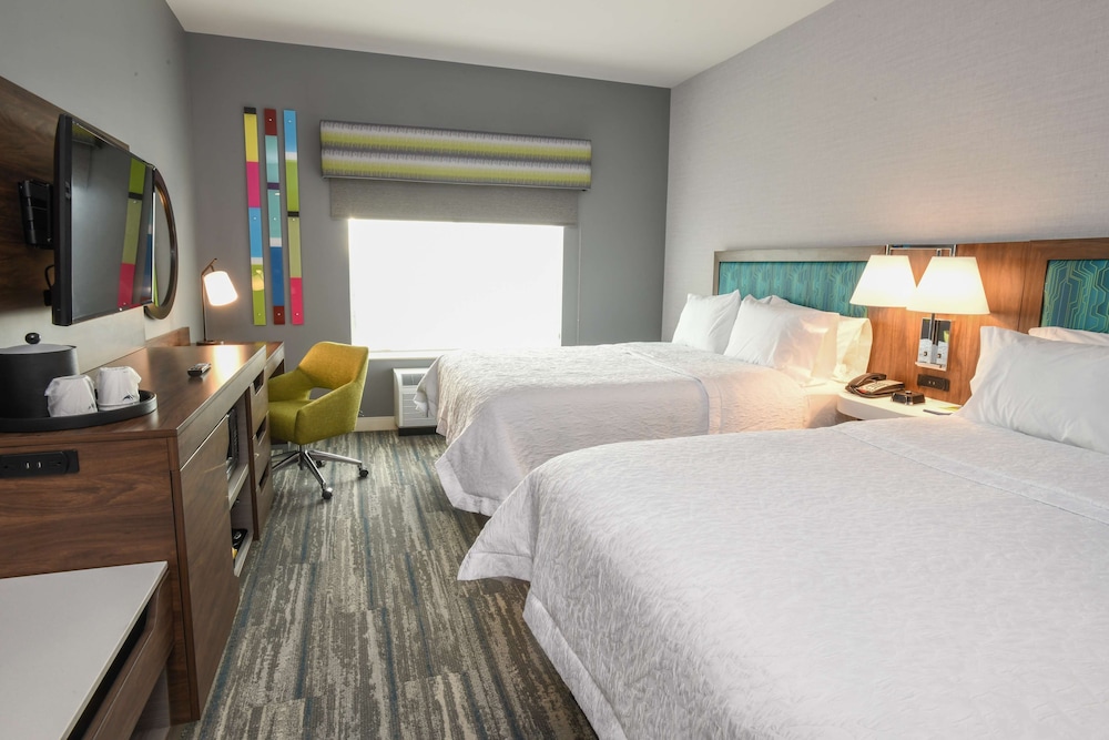 Hampton Inn & Suites Cincinnati Liberty Township - photo 10