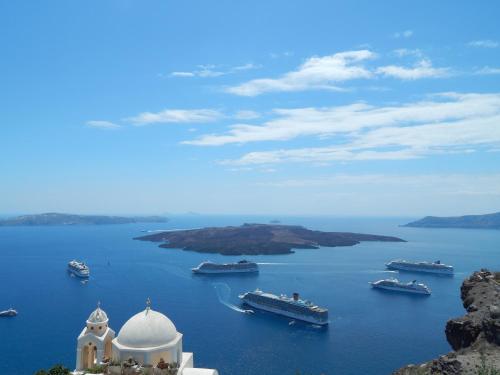 Le Petit Greek - last minute hotel in Fira