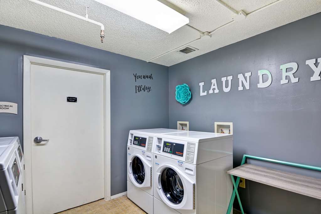 Quality Inn & Suites Heritage Park - photo 21